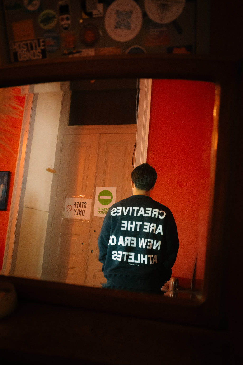 NEW ERA SWEAT BLACK
